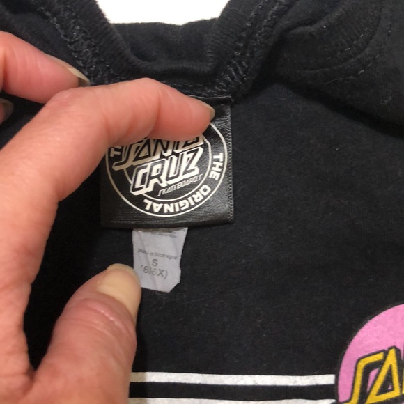 Santa Cruz Girls Tee, Small 6-6x, Black & Pink - Picture 3 of 6